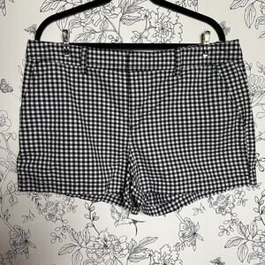Gap gingham shorts